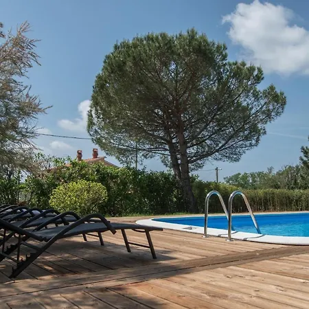 Fuer 10 Personen Und 2 In Juricani, Istrien Istrische Riviera * Cepljani